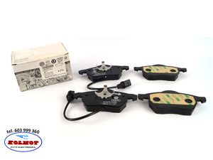 Klocki hamulcowe przód  Zestaw klocków hamulcowych AUDI SEAT SKODA VW Oryginał VW / TEXTAR 4B0698151J