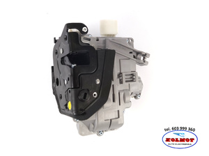 Zamek drzwi siłownik zamka centralnego AUDI A4 A5 Q3 Q5 Q7 prawy tył 8K0839016